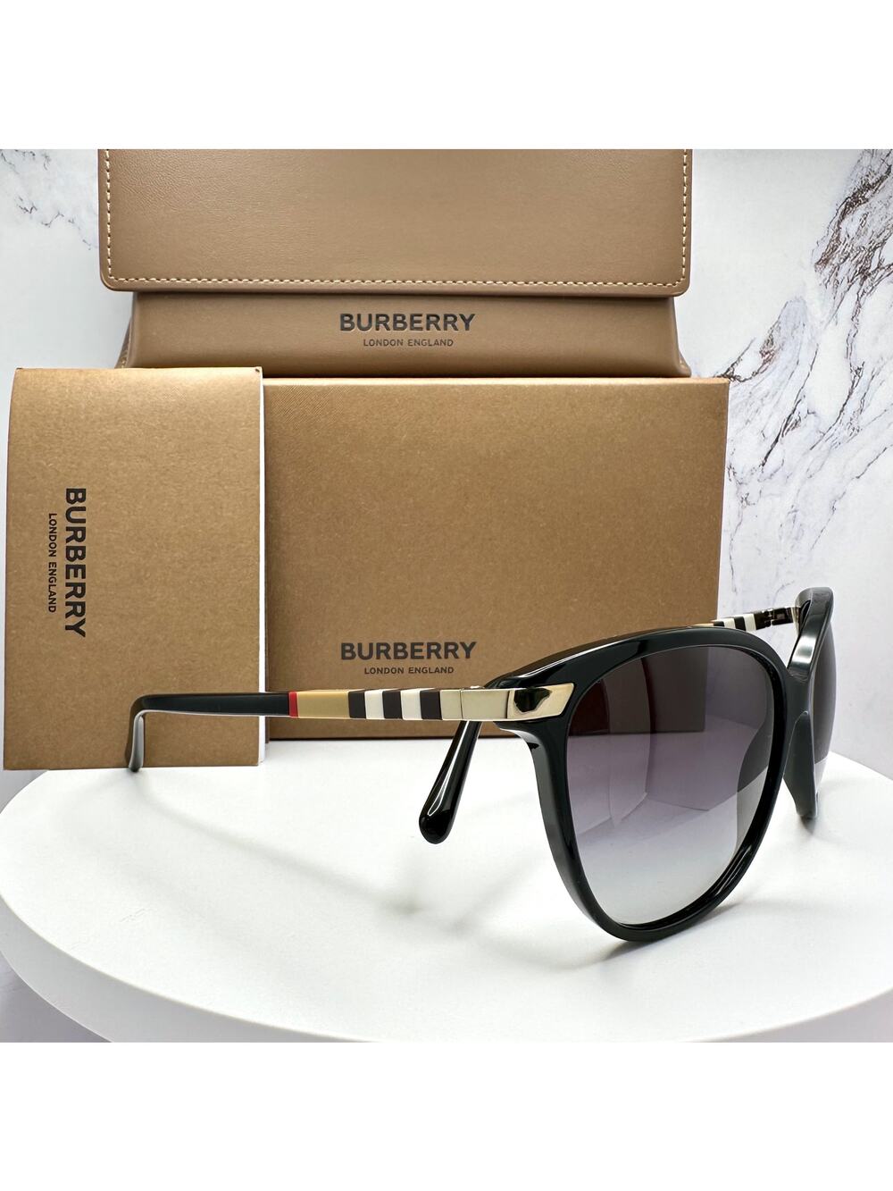 New Burberry Sunglasses Black Cat Eye Check Arms Gold Hardware Womens BURBERRY - Picture 1 of 16